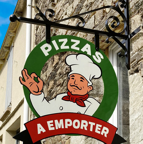 LE MUR DE LA PIZZA LE MUR DE LA PIZZA